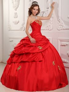 Simple Red Color Sweetheart Quinceanera Gown with Gold Appliques Under 200