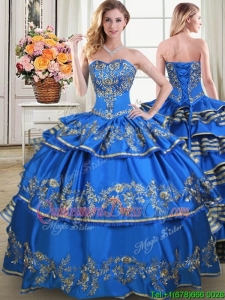 Fashionable Taffeta Blue Quinceanera Dress with Embroidery and Ruffled Layers