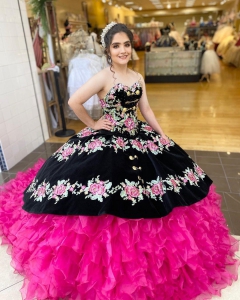 Black Mexican Theme Floral Quinceanera Dresses with Ruffled Train
